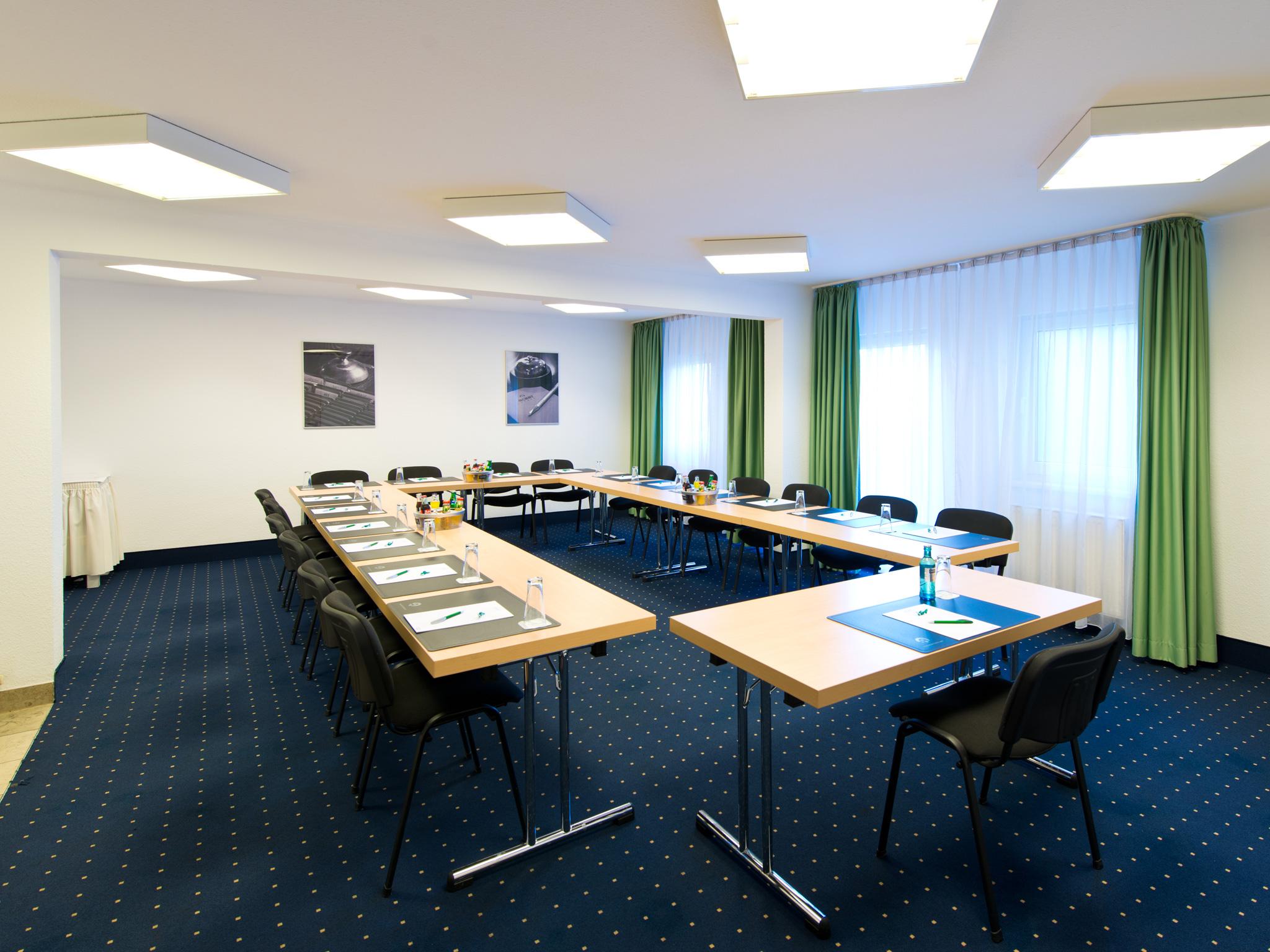 Achat Hotel Darmstadt Griesheim Griesheim  Bagian luar foto